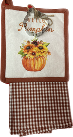 Load image into Gallery viewer, Harvest Collection Pot Holder Kitchen Towel Cookie Cutter
