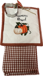 Load image into Gallery viewer, Harvest Collection Pot Holder Kitchen Towel Cookie Cutter
